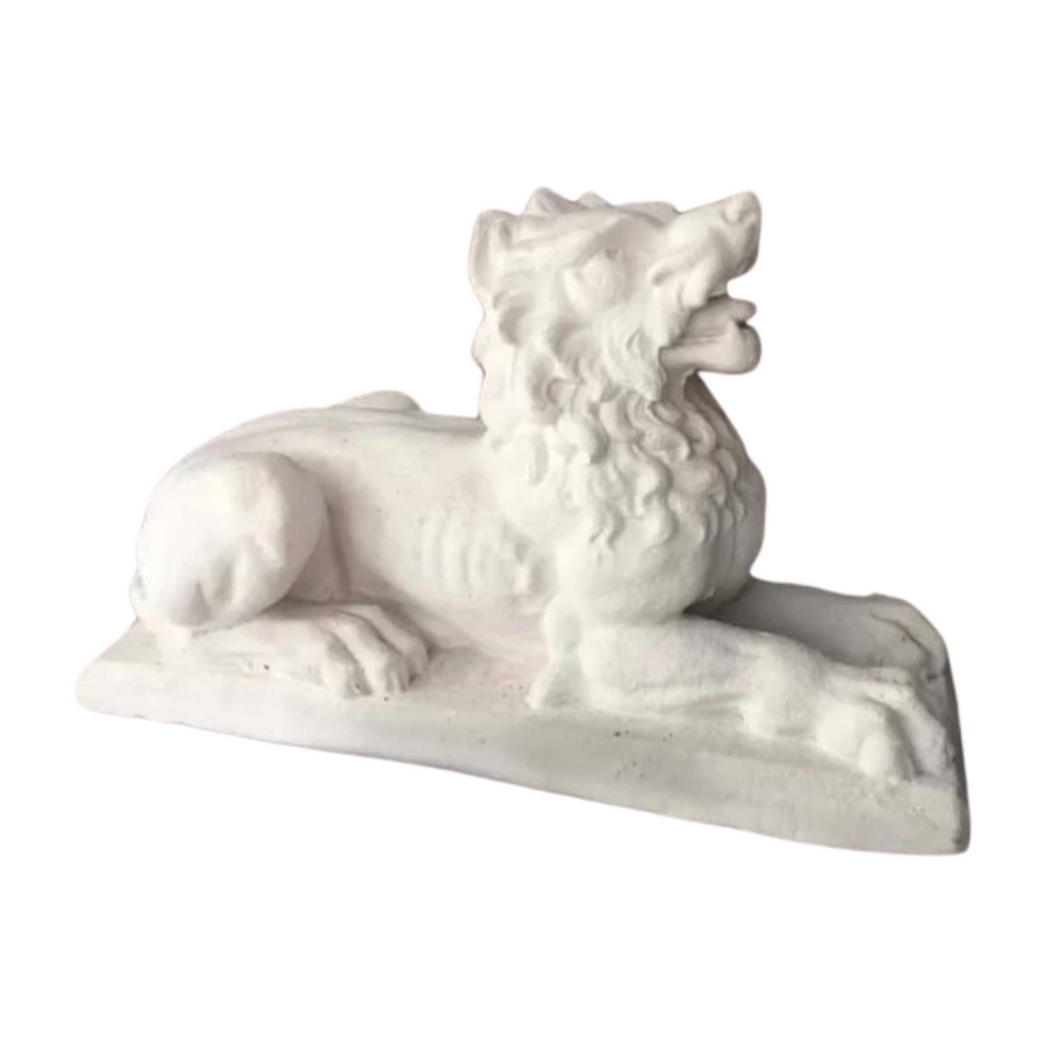 Majestic Lion Sculpture