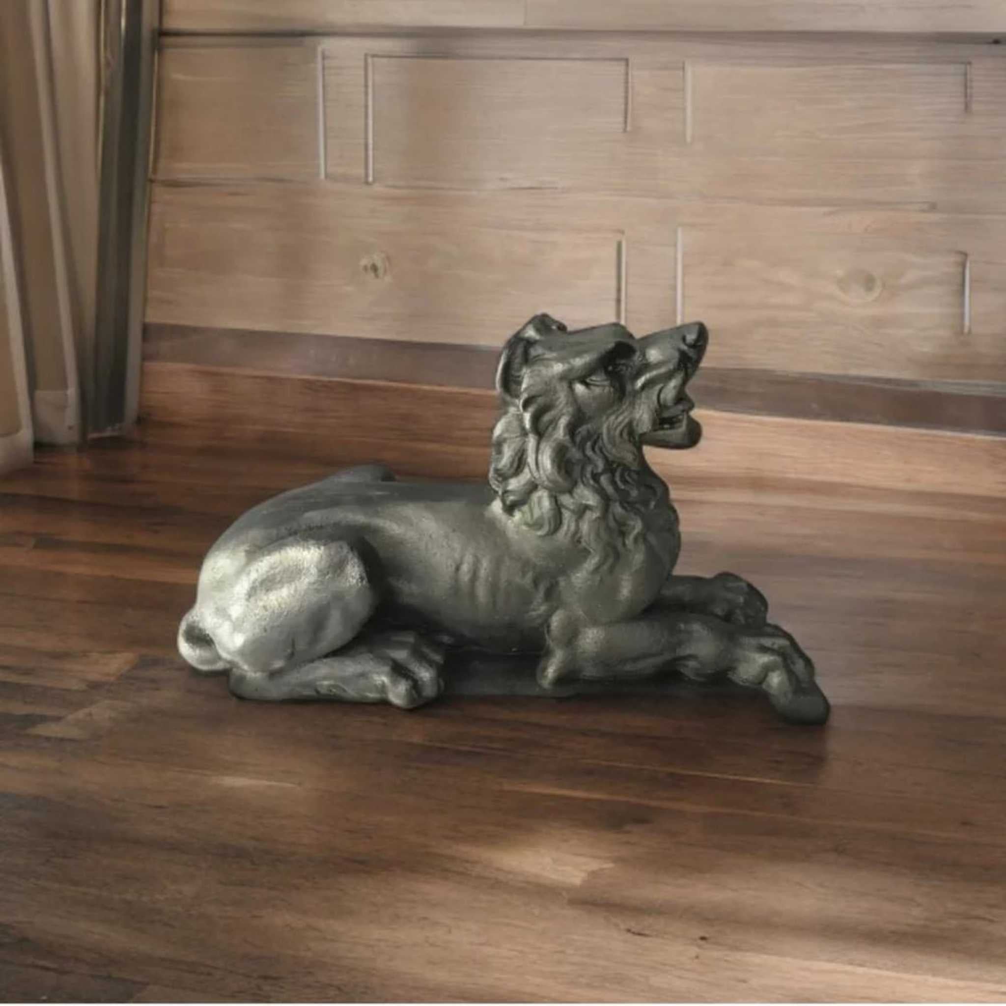 Majestic Lion Sculpture