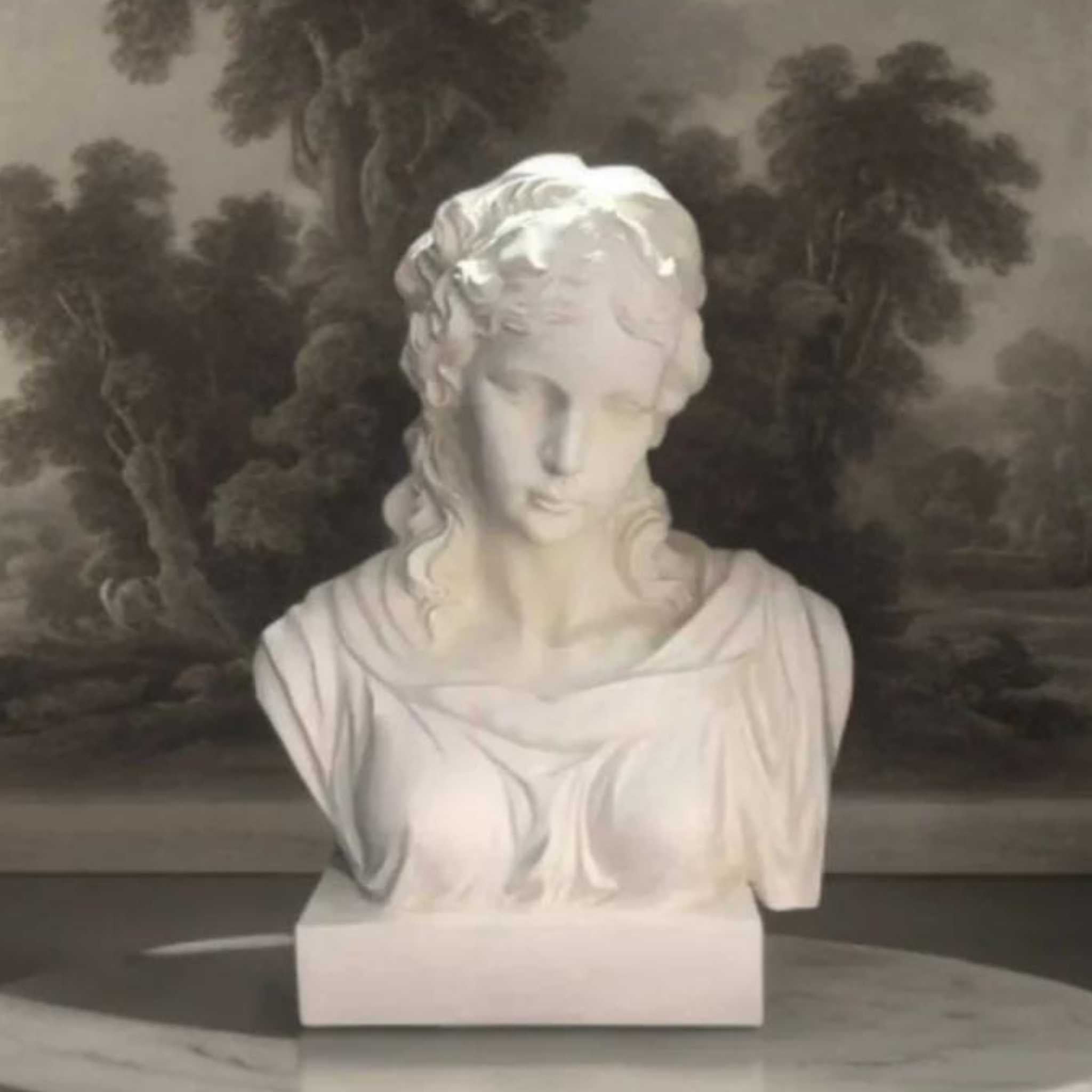 Helena Bust