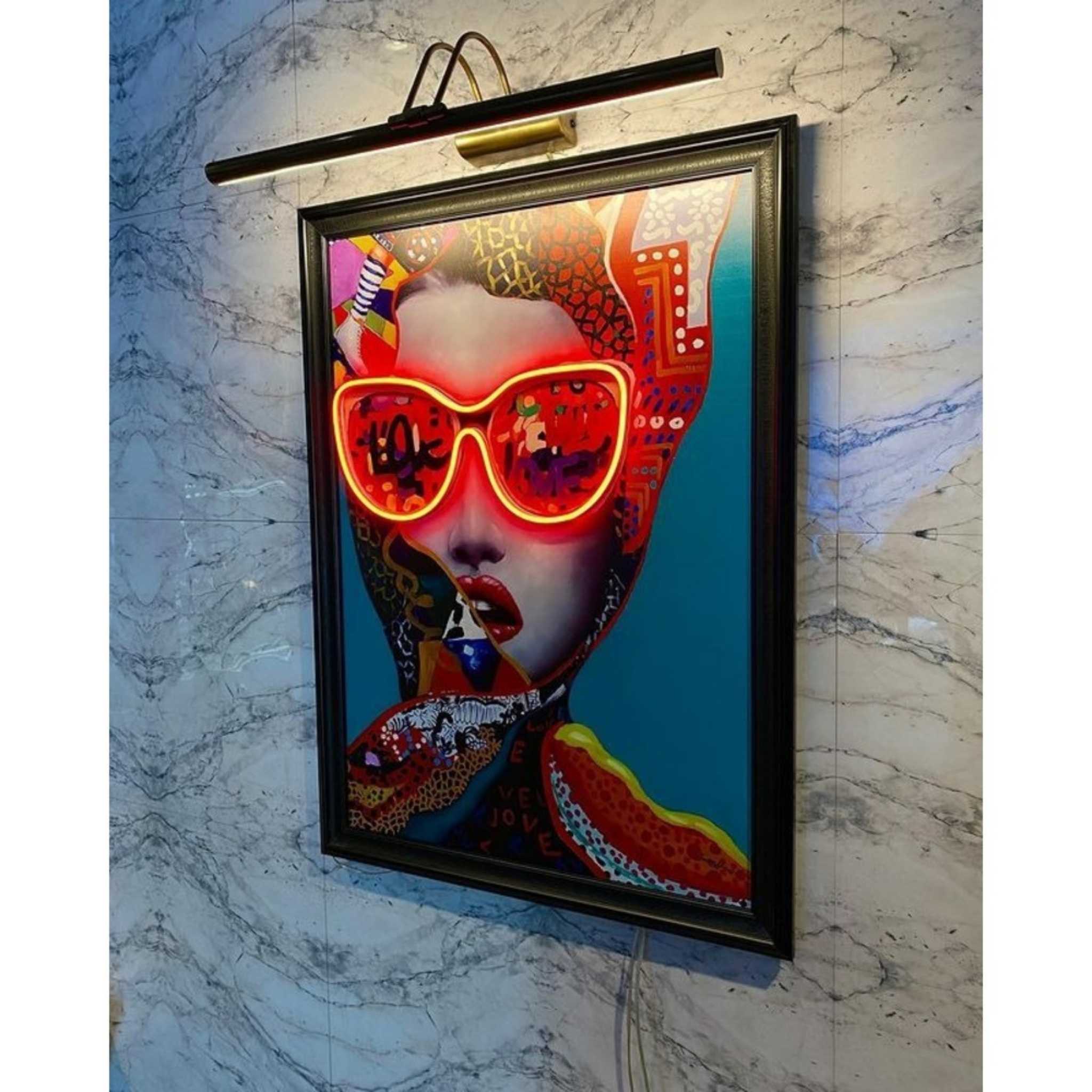 Vibrant Glamour: Neon Sign Wall Art - Pop Art Woman