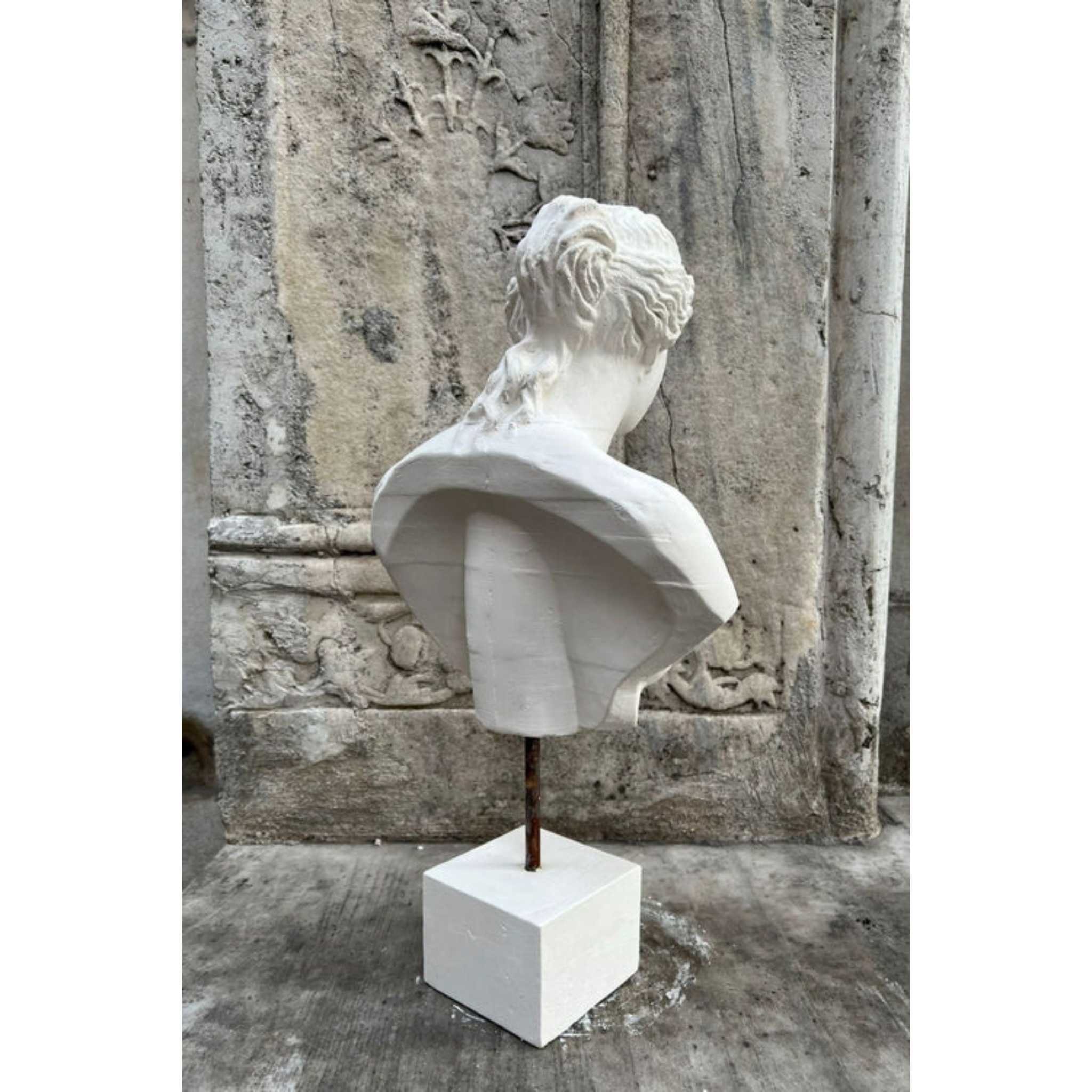 aphrodite sculpture