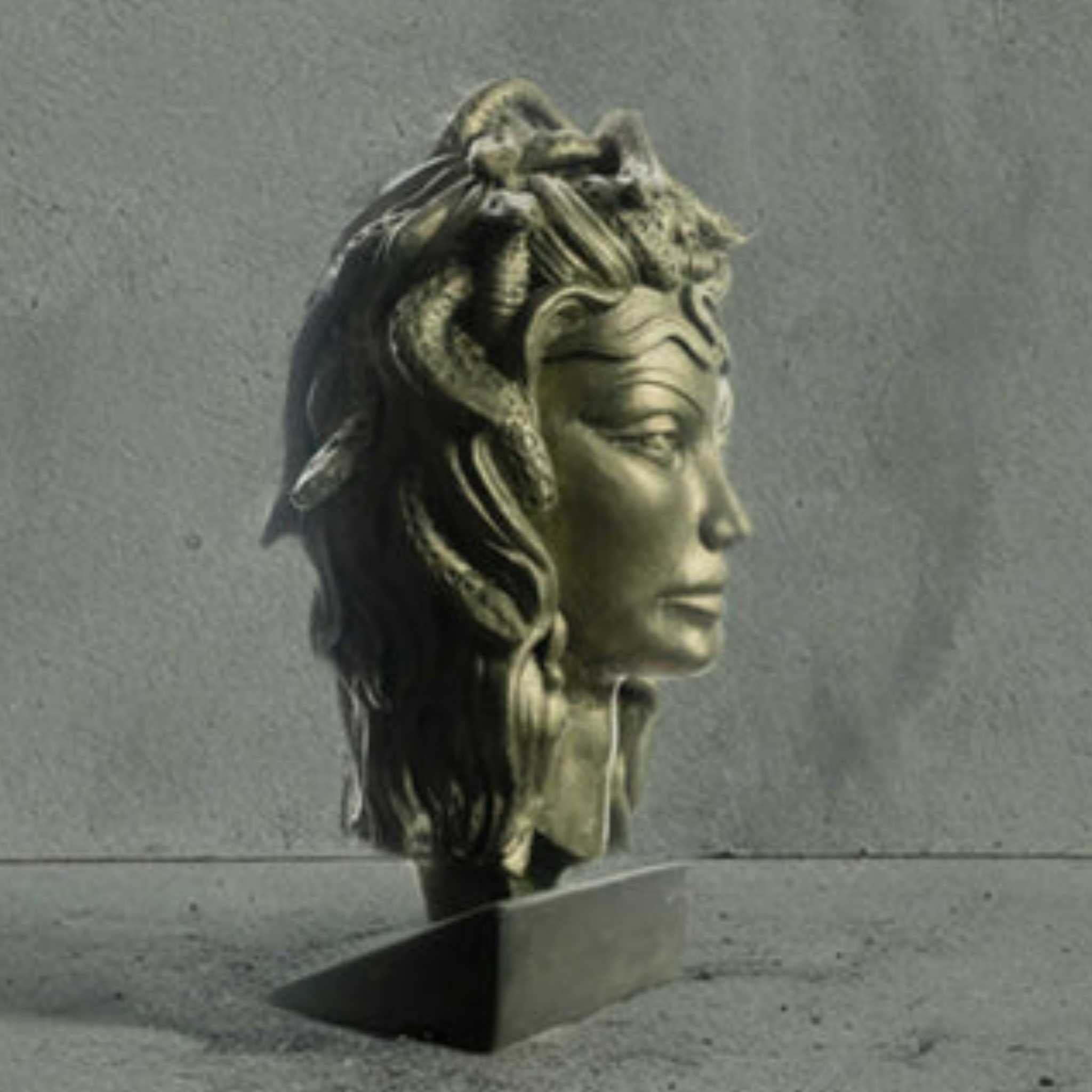 Medusa bust statue